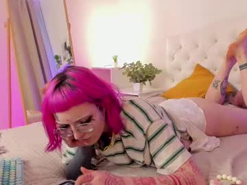 Flowernessa Chaturbate stream image from February 10, 2025