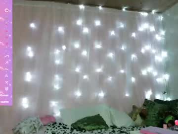 Venuzxx Chaturbate stream image from February 10, 2025