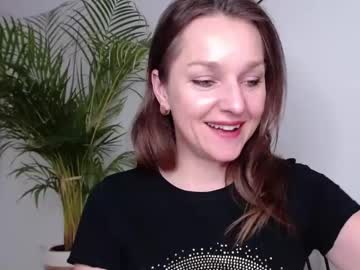 Alicialux Chaturbate stream image from February 10, 2025