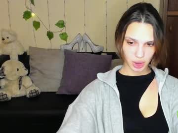 Aminakisulya Chaturbate stream image from February 10, 2025