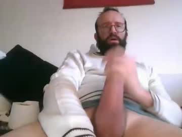 Guillaume86 Chaturbate stream image from February 10, 2025