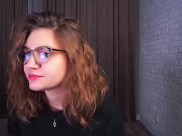 Ottiliebiggev Chaturbate stream image from February 10, 2025