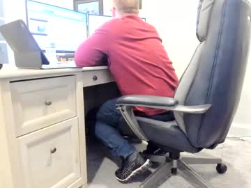 Boredhorndog Chaturbate stream image from February 10, 2025