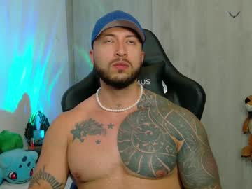 Dave_Max93 Chaturbate stream image from February 10, 2025