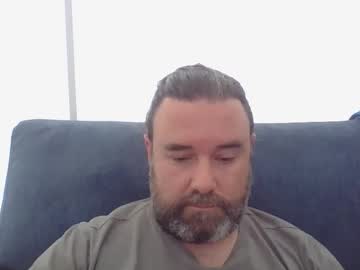 Lecheare28 Chaturbate stream image from February 10, 2025