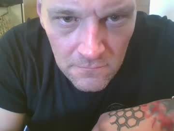Skunk8p Chaturbate stream image from February 10, 2025