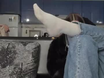 Sweet_Violetti Chaturbate stream image from February 10, 2025