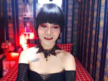 Xzoeyhotyummyx Chaturbate stream image from February 10, 2025