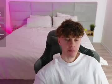 Cute_Thomas Chaturbate stream image from February 10, 2025