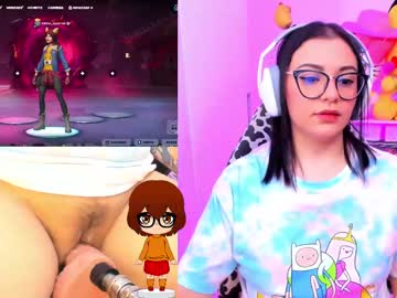 Cutecinamonroll Chaturbate stream image from February 10, 2025