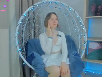 Esmaalison Chaturbate stream image from February 10, 2025