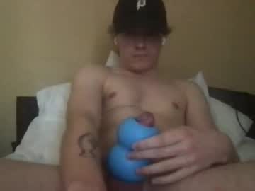 Freshbull123 Chaturbate stream image from February 10, 2025