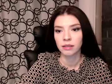 Missbeatrice Chaturbate stream image from February 10, 2025