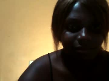 Nathalie1902 Chaturbate stream image from February 10, 2025