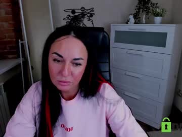 Aiza_Ice Chaturbate stream image from February 10, 2025
