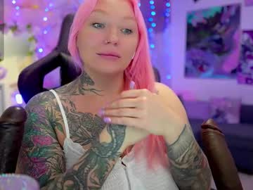 Blackedbarbie Chaturbate stream image from February 10, 2025
