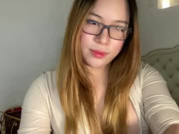 Delicious_Iya69 Chaturbate stream image from February 10, 2025