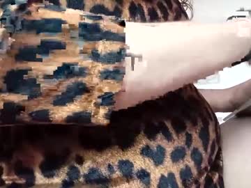 Luanapowerful Chaturbate stream image from February 10, 2025