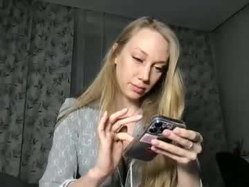 Luiva13 Chaturbate stream image from February 10, 2025