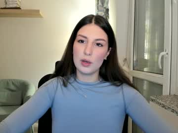 Nadiaa06 Chaturbate stream image from February 10, 2025