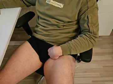 Tree1989 Chaturbate stream image from February 10, 2025