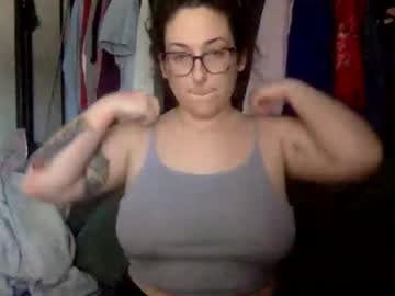 Uninspiired Chaturbate stream image from February 10, 2025