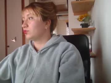 Alisson_Jinks Chaturbate stream image from February 10, 2025