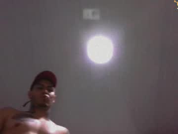Jq401055 Chaturbate stream image from February 10, 2025