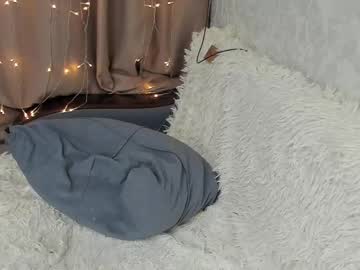 Kisa_S Chaturbate stream image from February 10, 2025