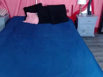 Krisstalbailey Chaturbate stream image from February 10, 2025