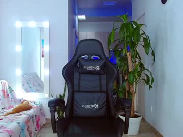 Viannca__ Chaturbate stream image from February 10, 2025