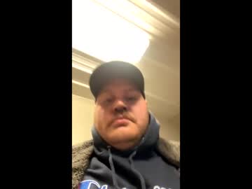 Yourdumbdaddy Chaturbate stream image from February 10, 2025