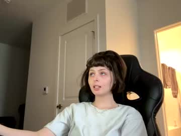 Babyblue0194 Chaturbate stream image from February 10, 2025