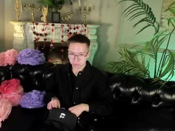Ken_Feels Chaturbate stream image from February 10, 2025