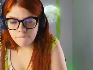 Lucie_Nicolls Chaturbate stream image from February 10, 2025