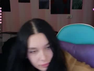 Mella_Freya Chaturbate stream image from February 10, 2025