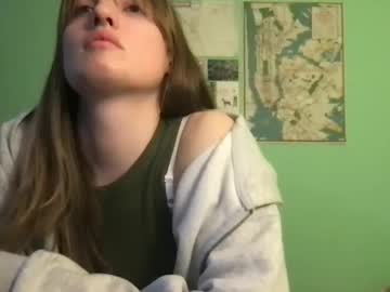 Esthergreyplus Chaturbate stream image from February 10, 2025