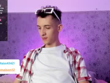 Maisondavis_ Chaturbate stream image from February 10, 2025