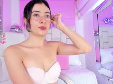 Candymilton Chaturbate stream image from February 10, 2025