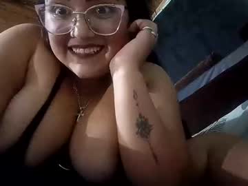Charlottemontes Chaturbate stream image from February 10, 2025