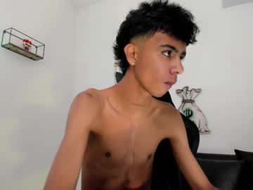 Dikey_18 Chaturbate stream image from February 10, 2025