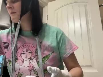 Ivyminxxx Chaturbate stream image from February 10, 2025