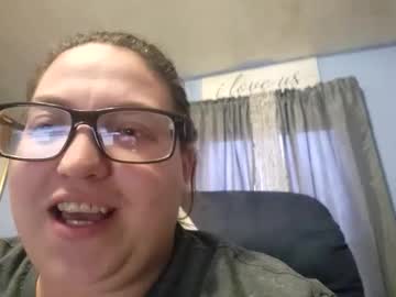 Laddybuggie27 Chaturbate stream image from February 10, 2025