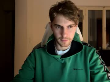 Melodicass Chaturbate stream image from February 10, 2025