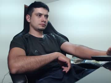 Yacklol Chaturbate stream image from February 10, 2025