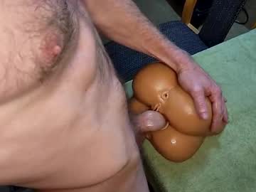 Tisanondude Chaturbate stream image from February 11, 2025