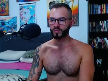 Akiles_R Chaturbate stream image from February 11, 2025