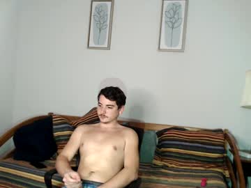 Bigboylui Chaturbate stream image from February 11, 2025