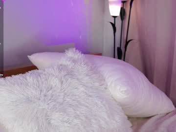 Earlenebigge Chaturbate stream image from February 11, 2025