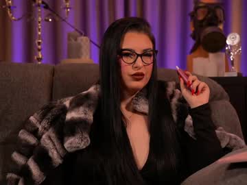 Kellykentme Chaturbate stream image from February 11, 2025